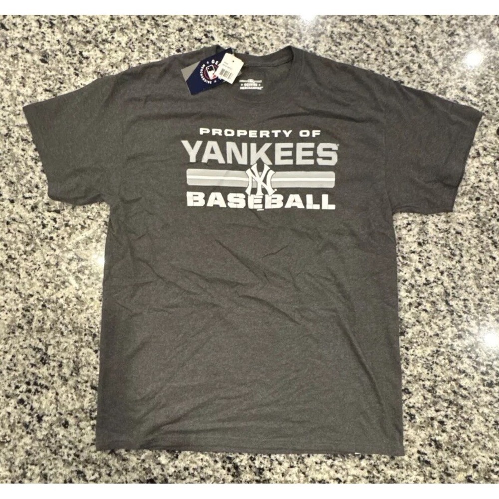 Genuine Merchandise MLB New York‎ Property of NY Yankees Large Shirt #710